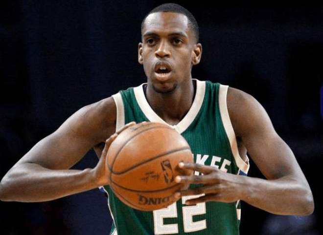 也凸显了球 也凸显了球