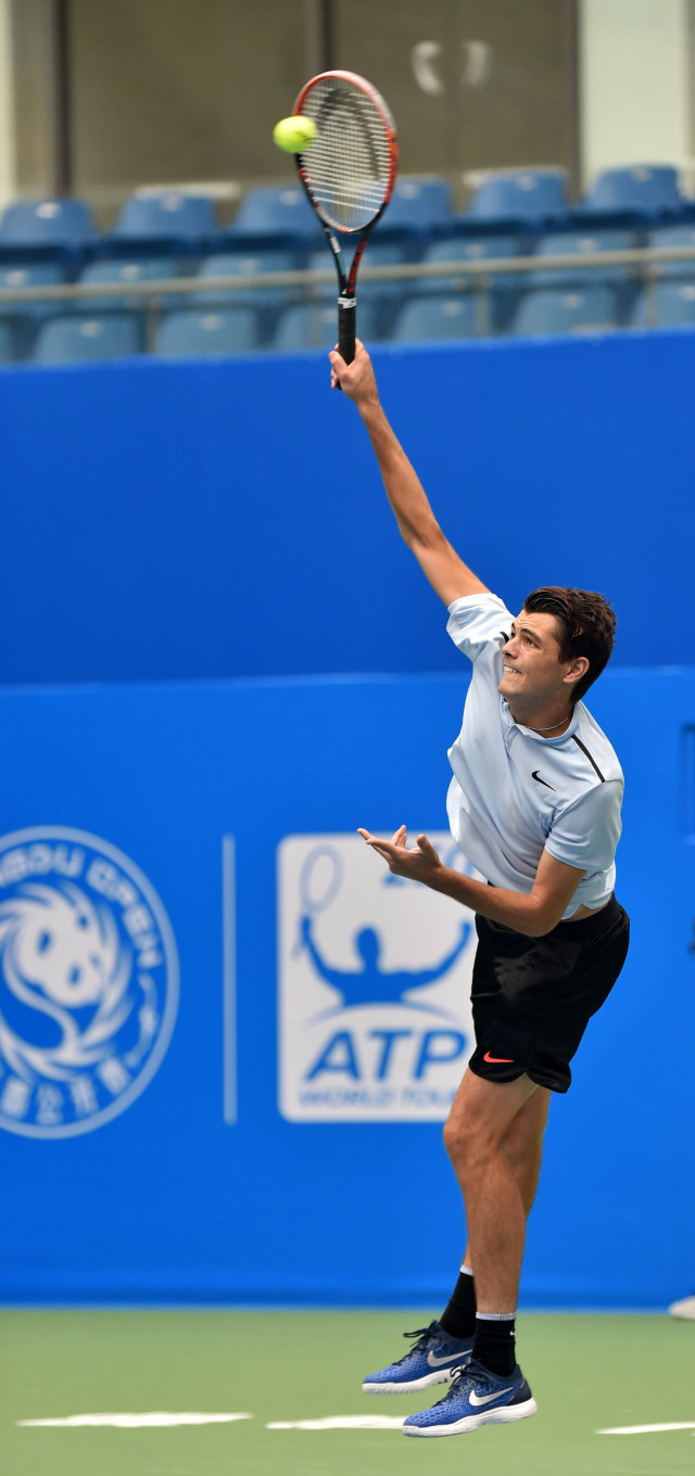 场地与用球 场地与用球